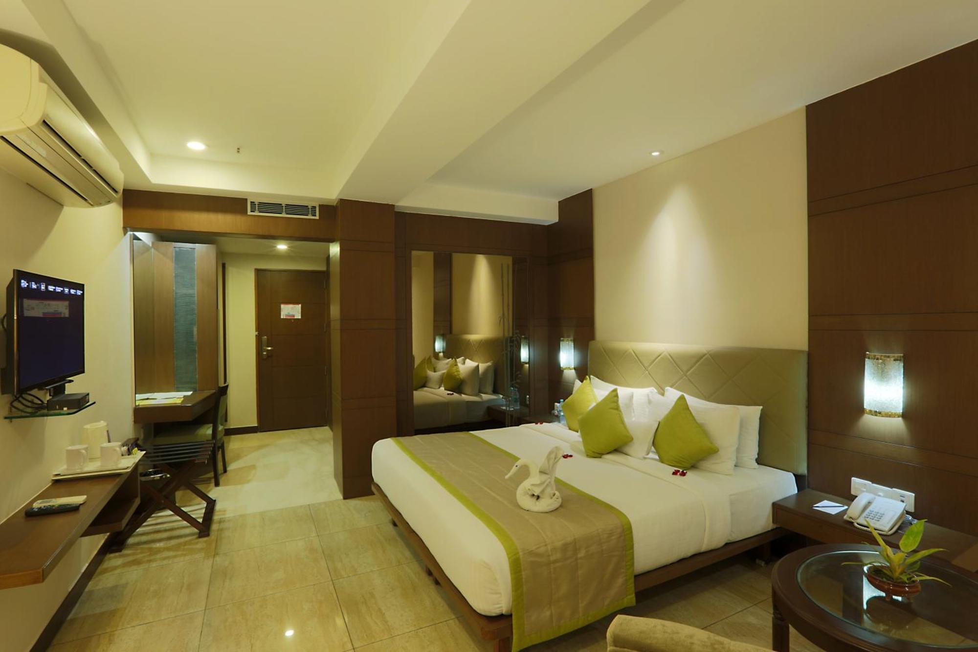Prithvi Palace Aerocity Delhi Airport Hotel New Delhi Exterior photo